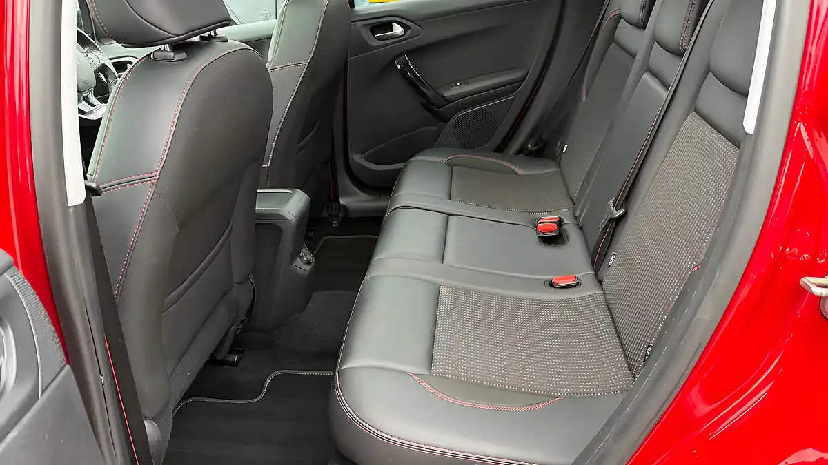 Used 2017 Peugeot 2008 GT Line Red - Interior and Exterior details 19
