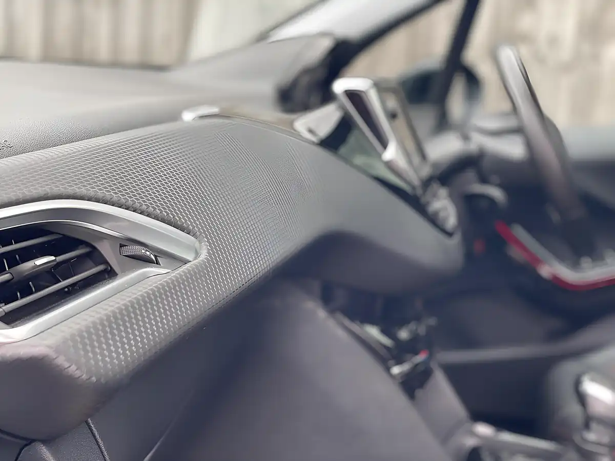Used 2017 Peugeot 2008 GT Line White - Interior and Exterior details 14