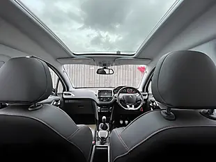 Used 2017 Peugeot 2008 GT Line White - Interior and Exterior details 3