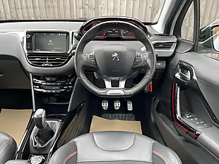 Used 2017 Peugeot 2008 GT Line White - Interior and Exterior details 5