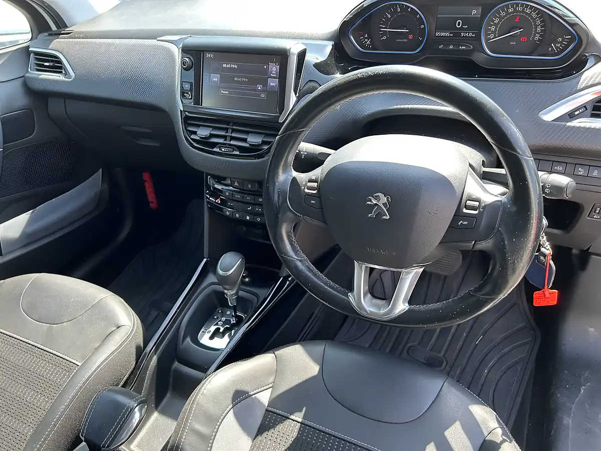 Used 2017 Peugeot 2008 White - Interior and Exterior details 3