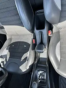 Used 2017 Peugeot 2008 White - Interior and Exterior details 9