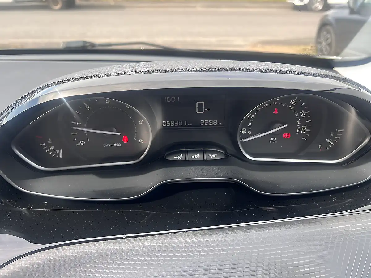 Used 2017 Peugeot 208 Access Shark Grey Met - Interior and Exterior details 12