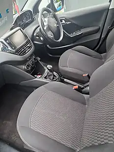 Used 2017 Peugeot 208 Active Blue - Interior and Exterior details 12