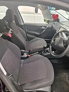 Used 2017 Peugeot 208 Active Blue - Interior and Exterior details 16