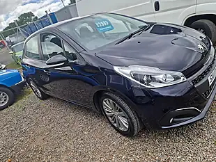 Used 2017 Peugeot 208 Active Blue - Interior and Exterior details 5