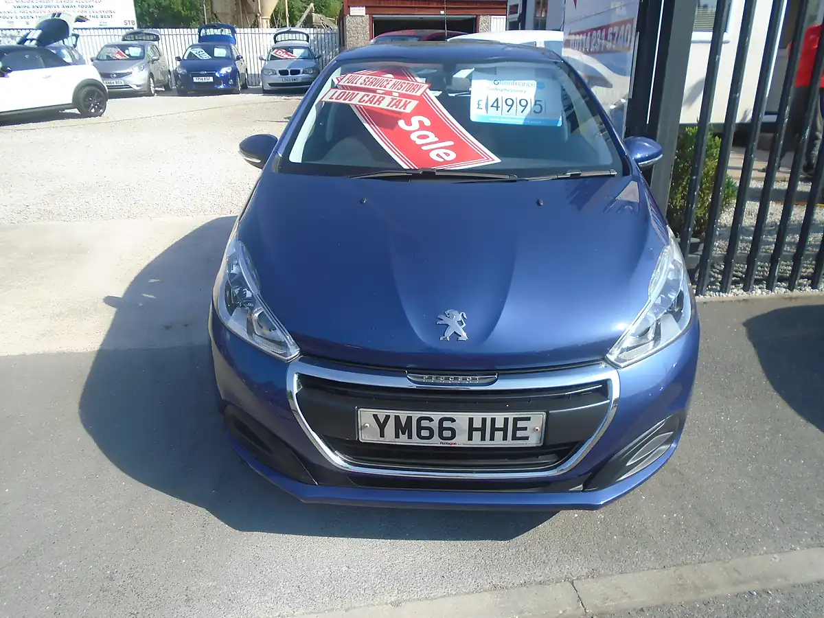 Used 2017 Peugeot 208 Active Blue - Interior and Exterior details 2