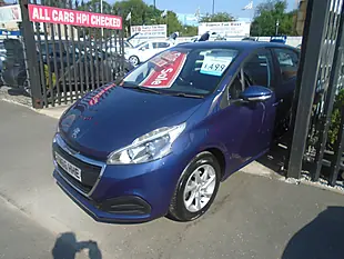 Used 2017 Peugeot 208 Active Blue - Interior and Exterior details 3
