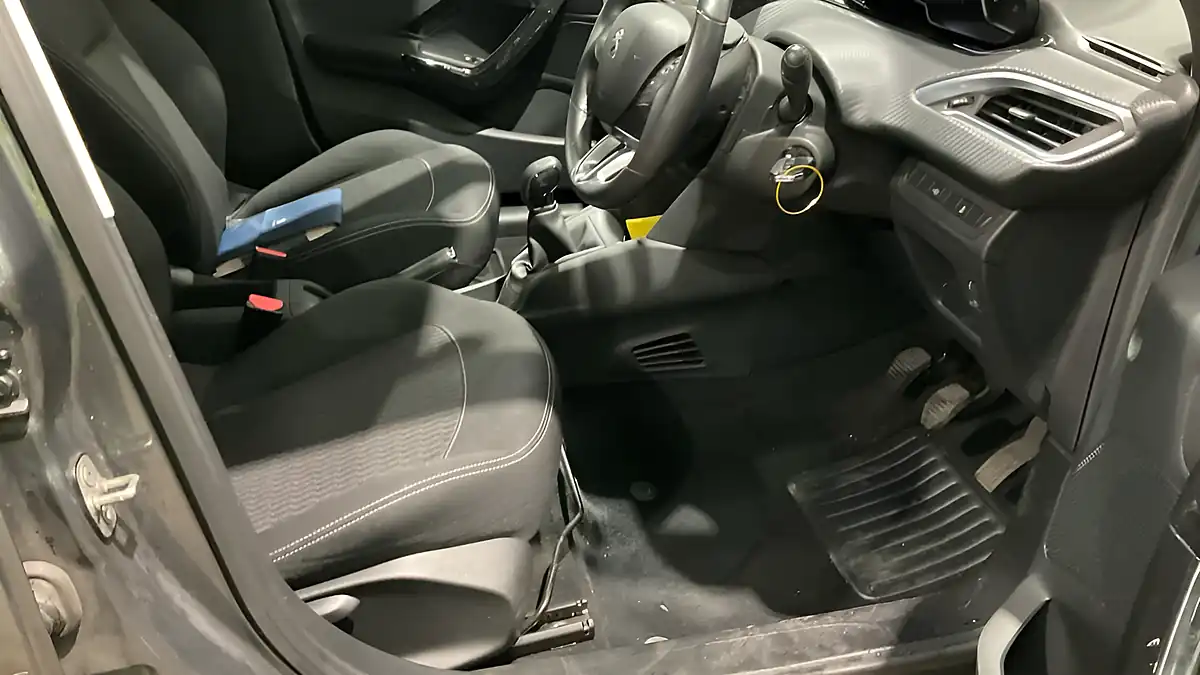 Used 2017 Peugeot 208 Active Grey - Interior and Exterior details 11
