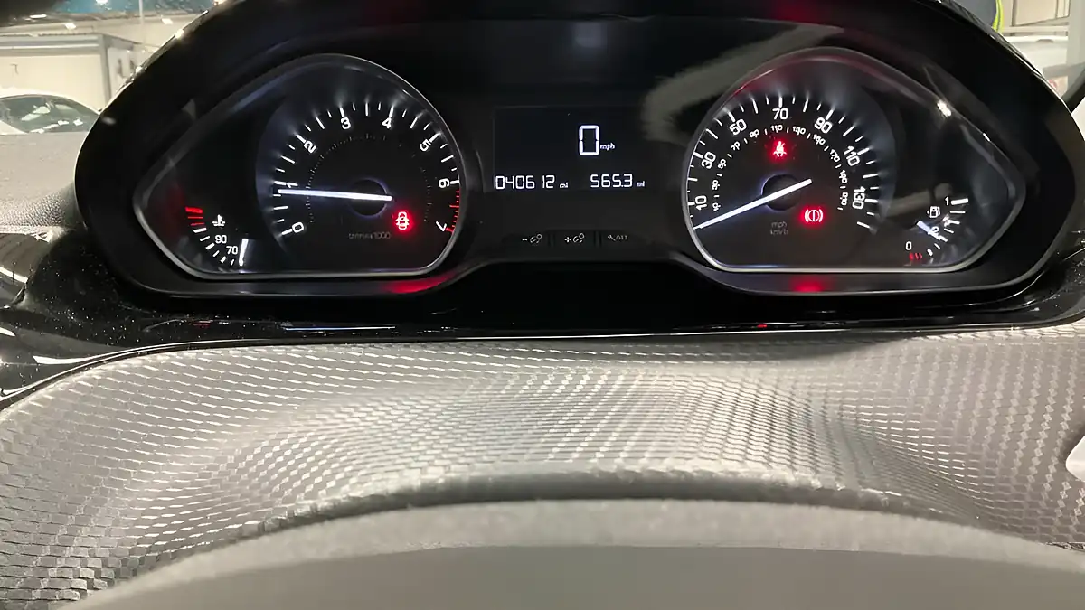 Used 2017 Peugeot 208 Active Grey - Interior and Exterior details 12