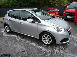 Used 2017 Peugeot 208 Active Silver - Interior and Exterior details 11