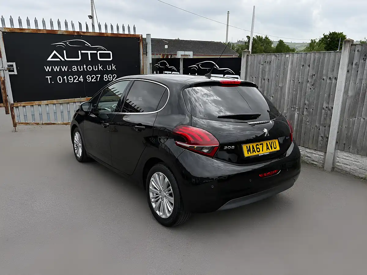 Used 2017 Peugeot 208 Allure Black - Interior and Exterior details 4