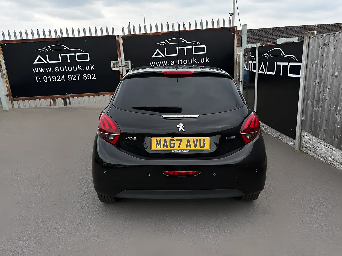 Used 2017 Peugeot 208 Allure Black - Interior and Exterior details 5