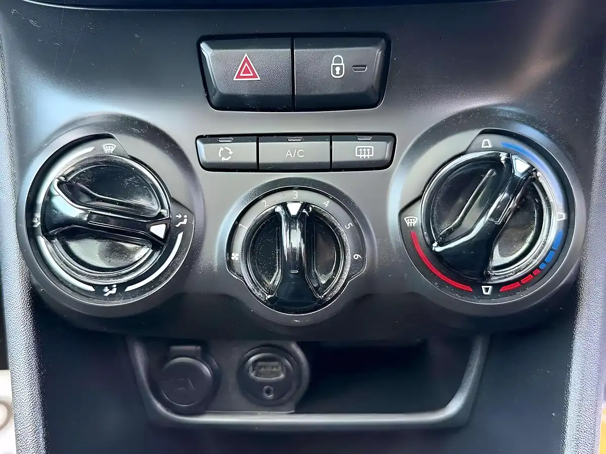 Used 2017 Peugeot 208 Allure Grey - Interior and Exterior details 10