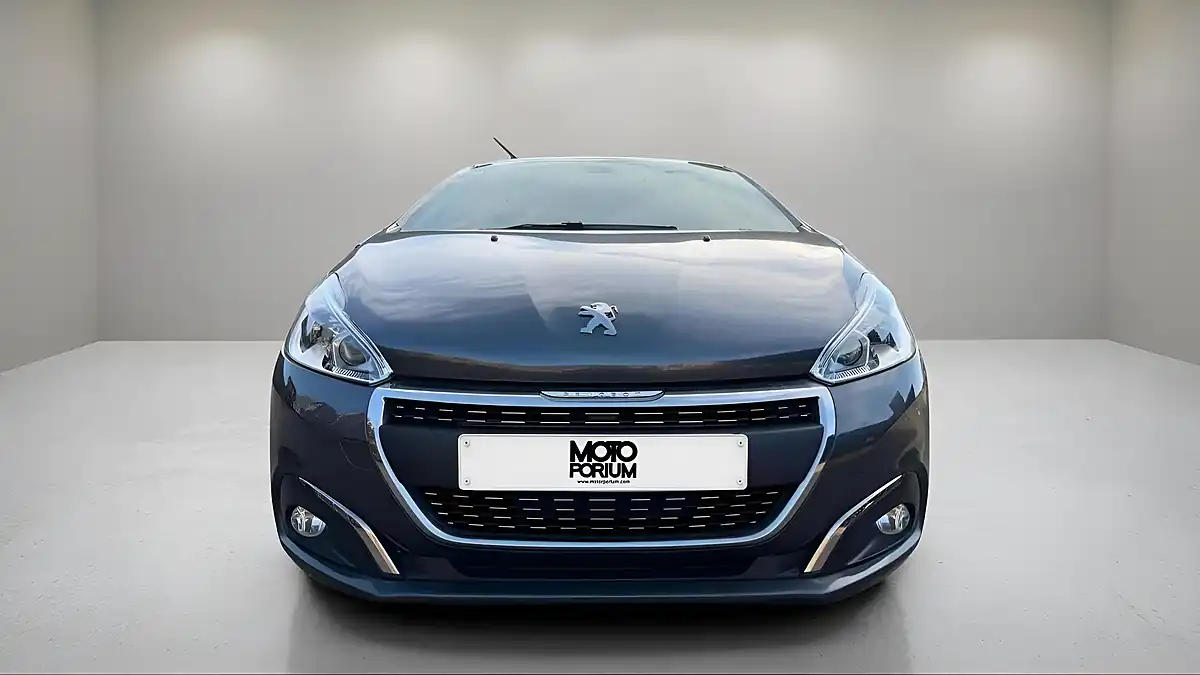 Used 2017 Peugeot 208 Allure Grey - Interior and Exterior details 18