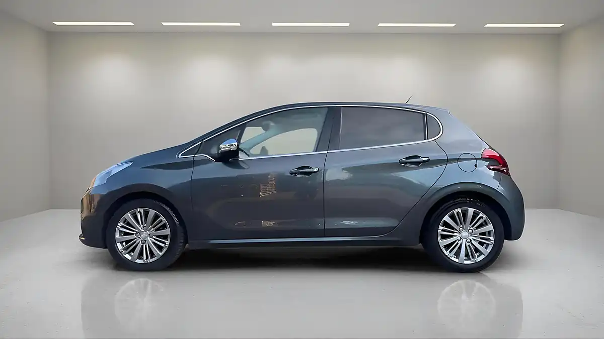 Used 2017 Peugeot 208 Allure Grey - Interior and Exterior details 4