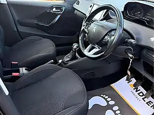 Used 2017 Peugeot 208 Allure Grey - Interior and Exterior details 5