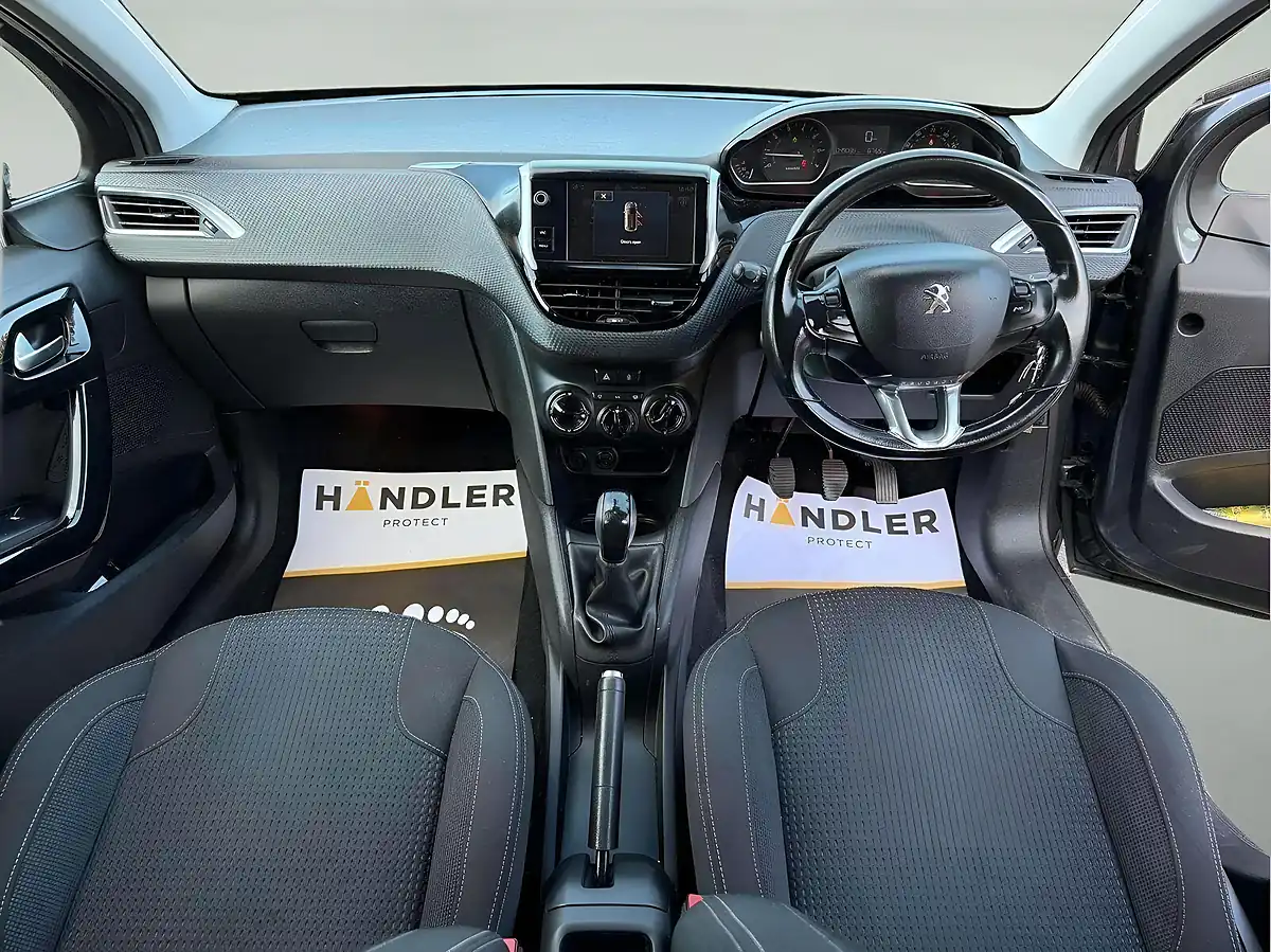 Used 2017 Peugeot 208 Allure Grey - Interior and Exterior details 7