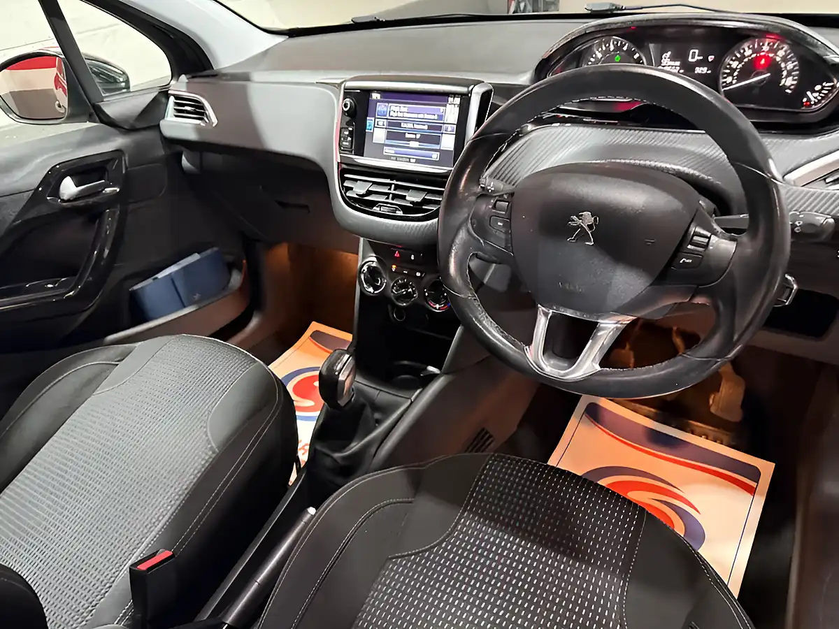 Used 2017 Peugeot 208 Allure Grey - Interior and Exterior details 11