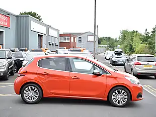 Used 2017 Peugeot 208 Allure Orange - Interior and Exterior details 9