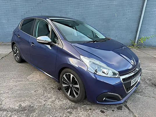 2017 Peugeot 208 Allure Premium 1.2 PureTech