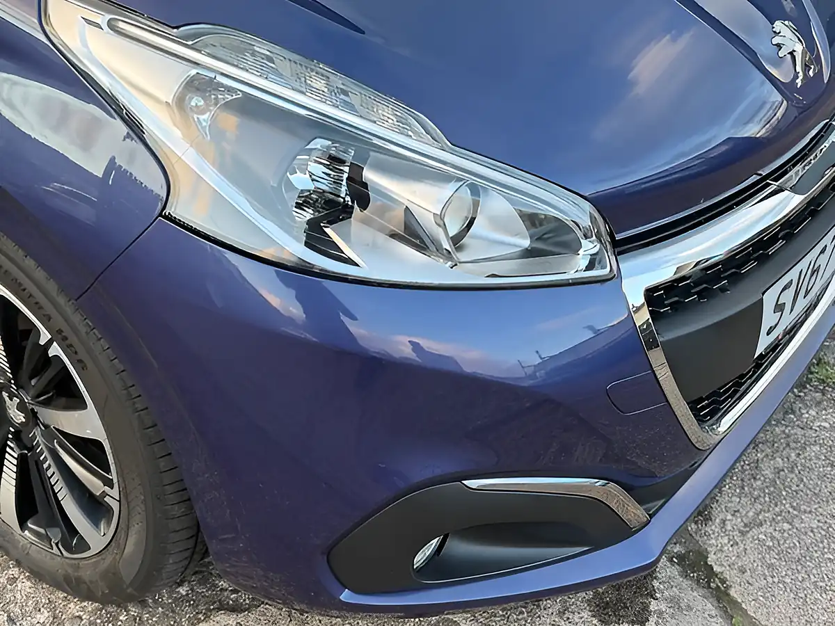 Used 2017 Peugeot 208 Allure Premium Blue - Interior and Exterior details 11