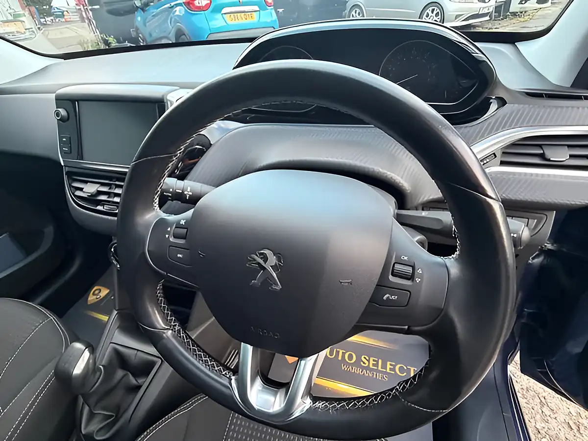 Used 2017 Peugeot 208 Allure Premium Blue - Interior and Exterior details 18