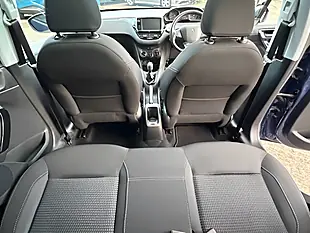 Used 2017 Peugeot 208 Allure Premium Blue - Interior and Exterior details 4