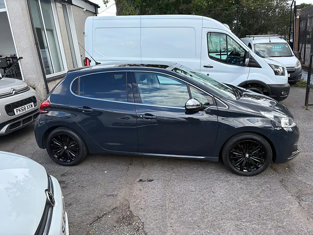 Used 2017 Peugeot 208 Allure Premium Grey - Interior and Exterior details 2