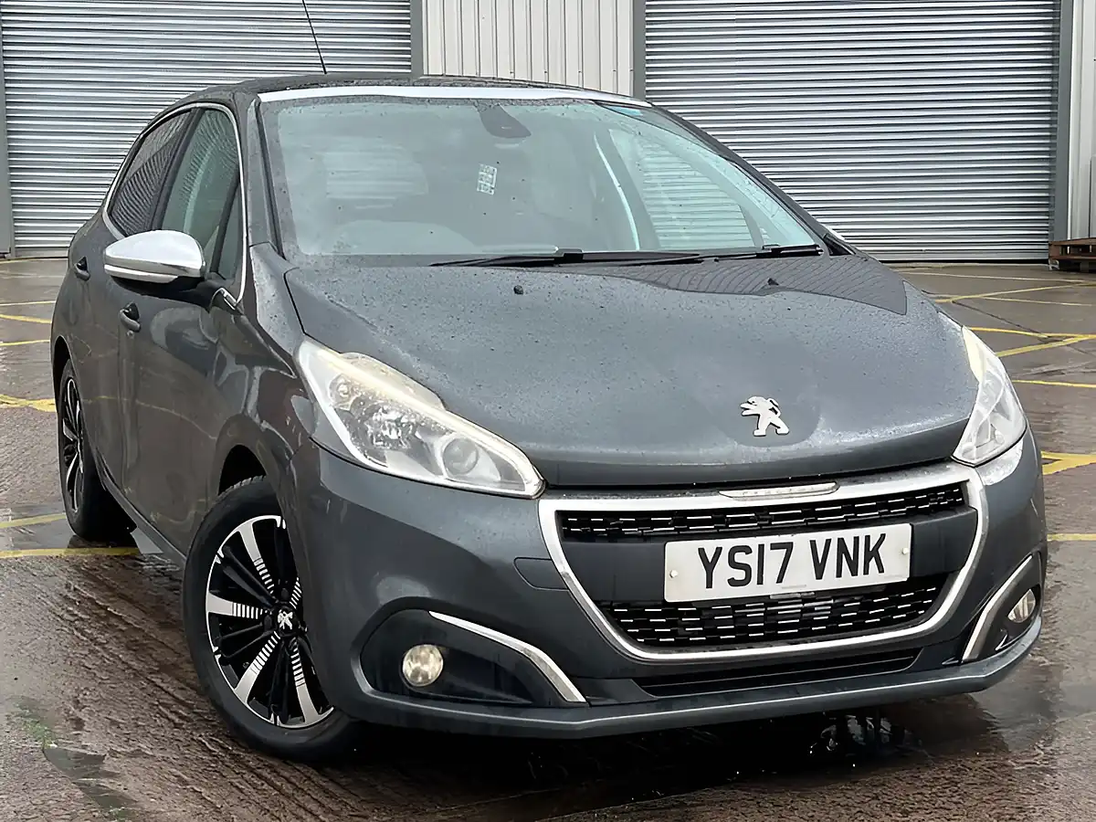 Used 2017 Peugeot 208 Allure Premium Hurricane Grey - Front View