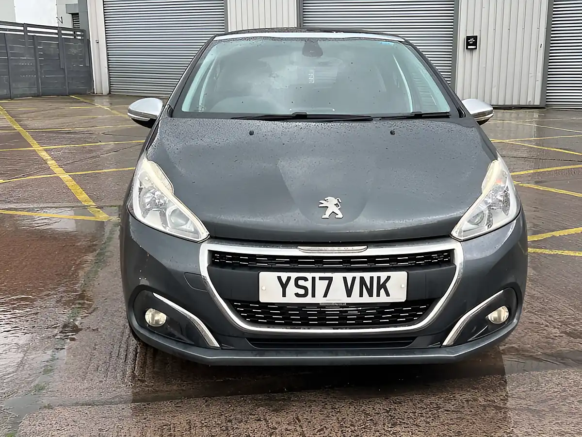 Used 2017 Peugeot 208 Allure Premium Hurricane Grey - Interior and Exterior details 10