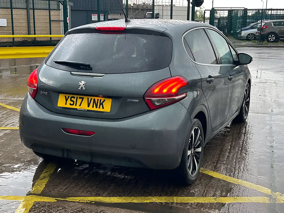 Used 2017 Peugeot 208 Allure Premium Hurricane Grey - Interior and Exterior details 4
