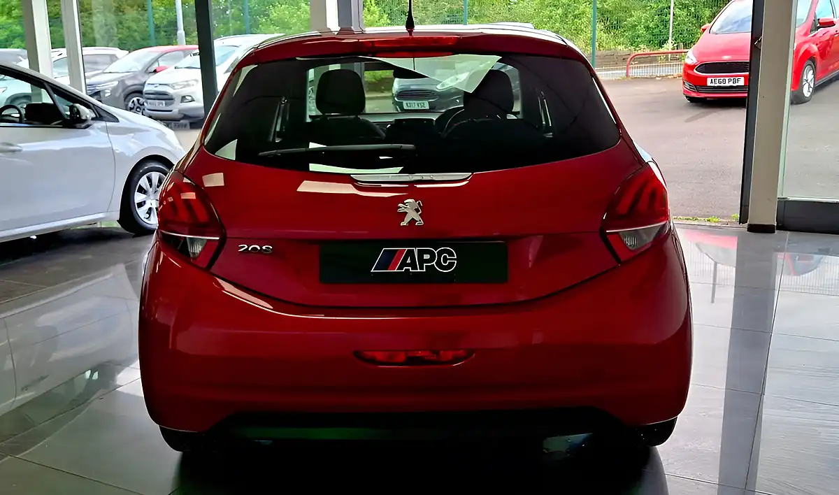 Used 2017 Peugeot 208 Allure Red - Interior and Exterior details 4