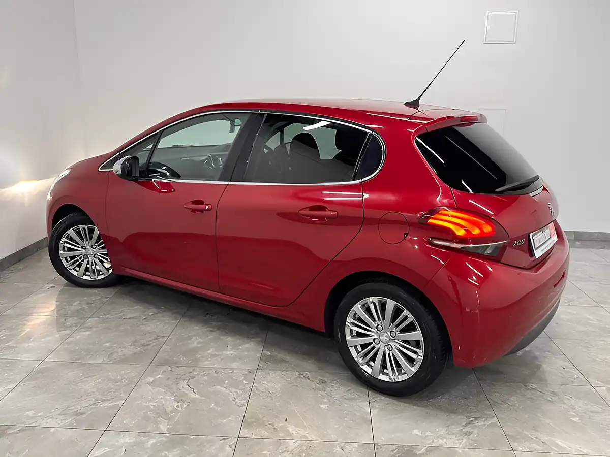 Used 2017 Peugeot 208 Allure Red - Interior and Exterior details 6