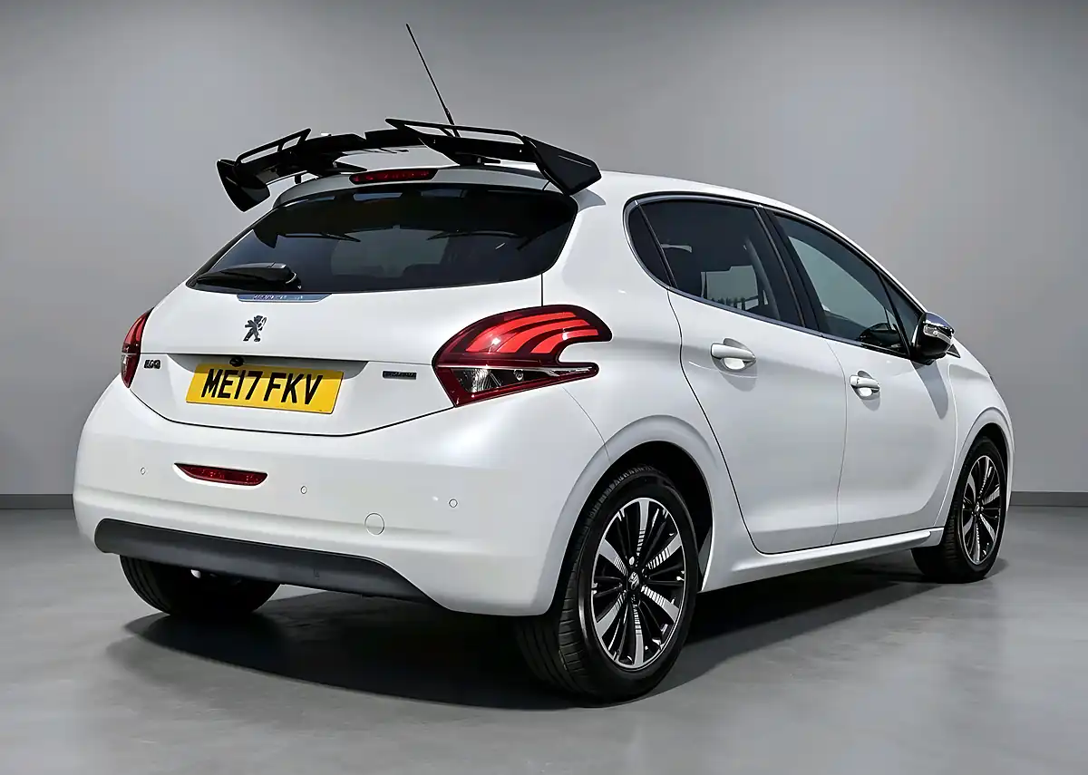 Used 2017 Peugeot 208 Allure White - Interior and Exterior details 2