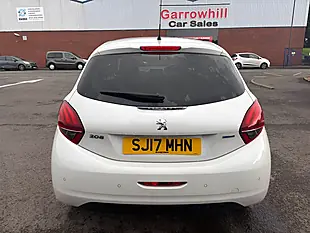 Used 2017 Peugeot 208 Allure White - Interior and Exterior details 6