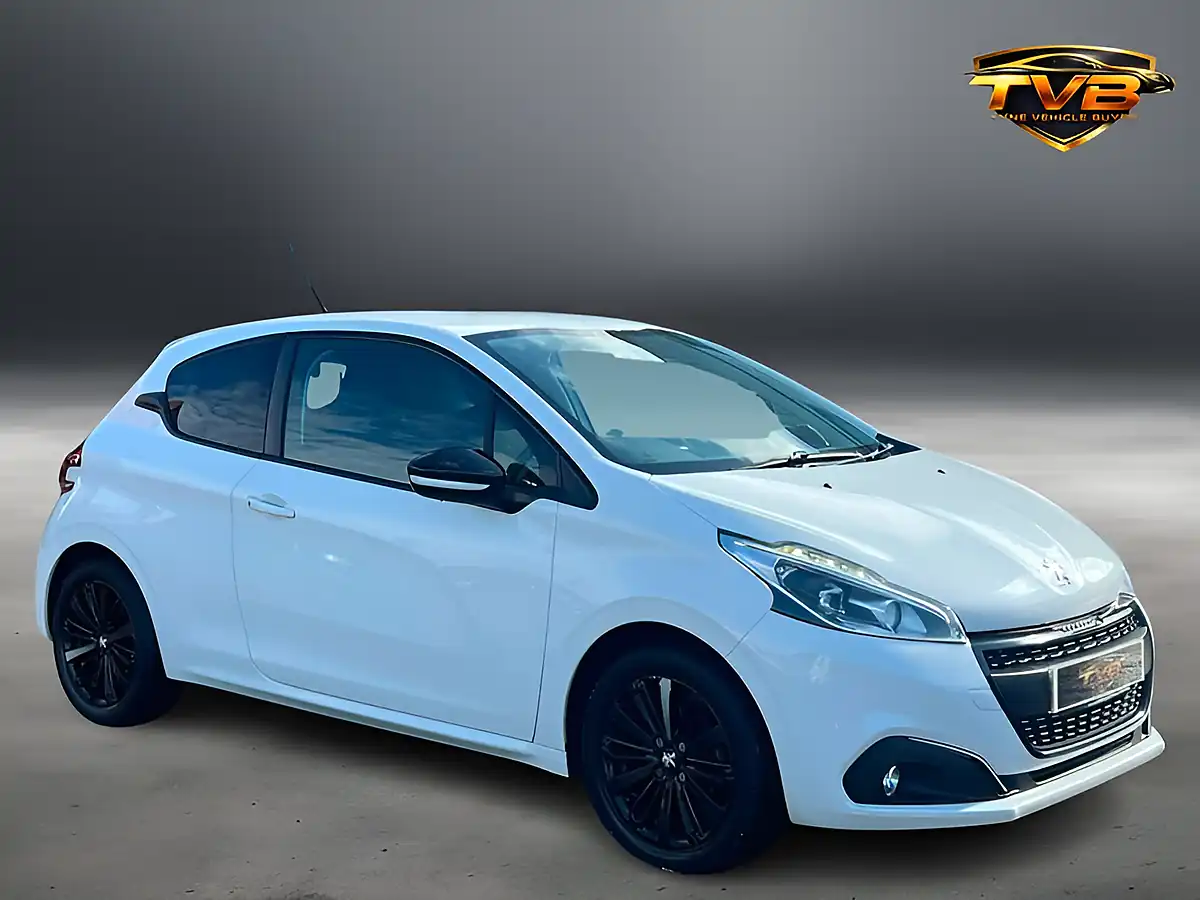 Used 2017 Peugeot 208 Black Edition Bianca White - Interior and Exterior details 15