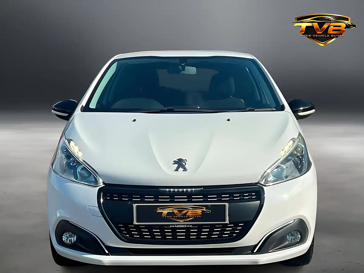 Used 2017 Peugeot 208 Black Edition Bianca White - Interior and Exterior details 9