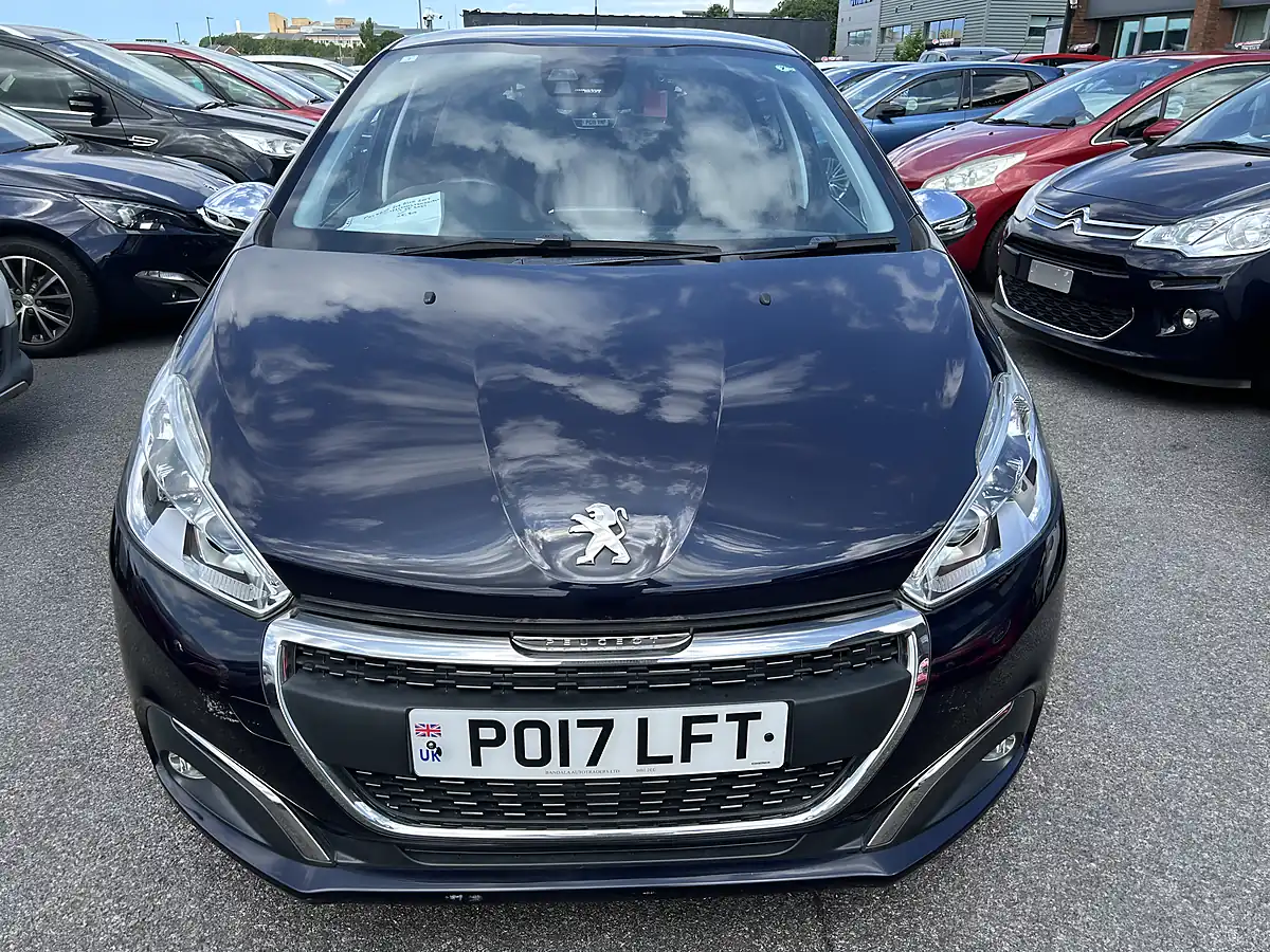 Used 2017 Peugeot 208 Blue - Interior and Exterior details 2