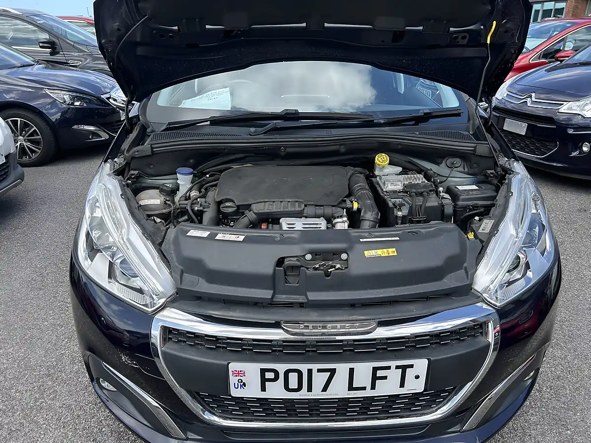 Used 2017 Peugeot 208 Blue - Interior and Exterior details 20