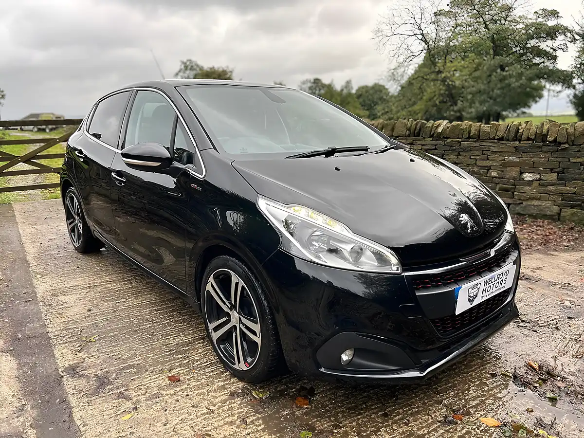 Used 2017 Peugeot 208 GT Line Black - Interior and Exterior details 20