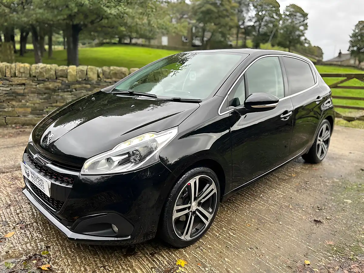Used 2017 Peugeot 208 GT Line Black - Interior and Exterior details 3