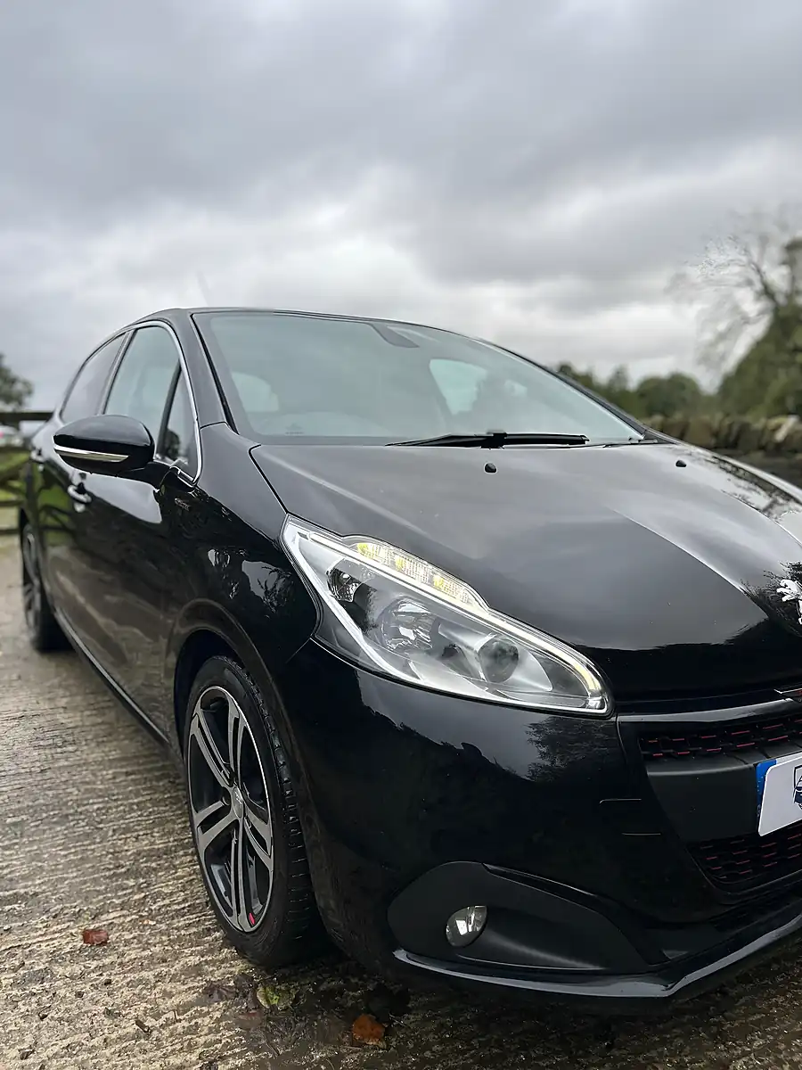 Used 2017 Peugeot 208 GT Line Black - Interior and Exterior details 4