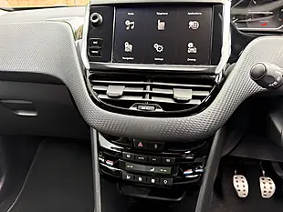 Used 2017 Peugeot 208 GT Line White - Interior and Exterior details 9