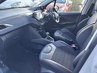Used 2017 Peugeot 208 GT Line White - Interior and Exterior details 16