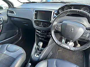 Used 2017 Peugeot 208 GT Line White - Interior and Exterior details 8