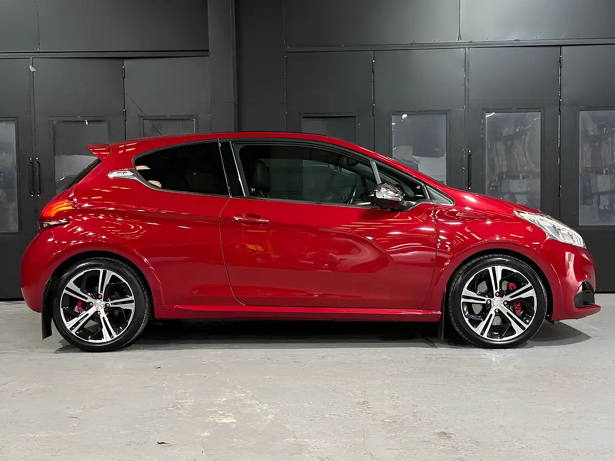 Used 2017 Peugeot 208 GTI Prestige Red - Interior and Exterior details 4
