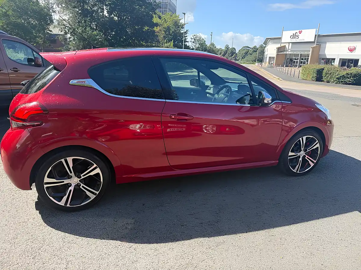 Used 2017 Peugeot 208 GTI Prestige Red - Interior and Exterior details 8