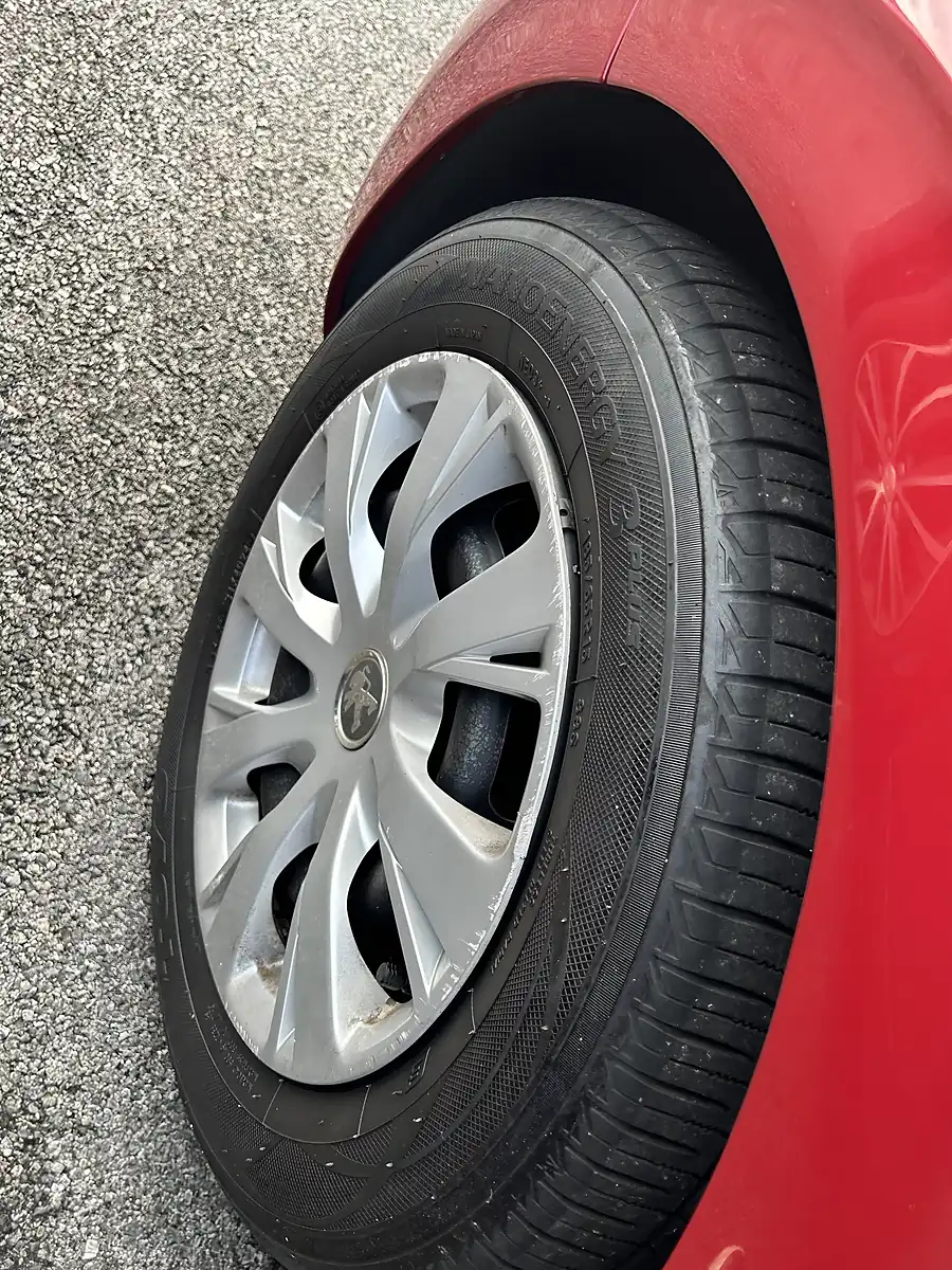 Used 2017 Peugeot 208 Red - Interior and Exterior details 20