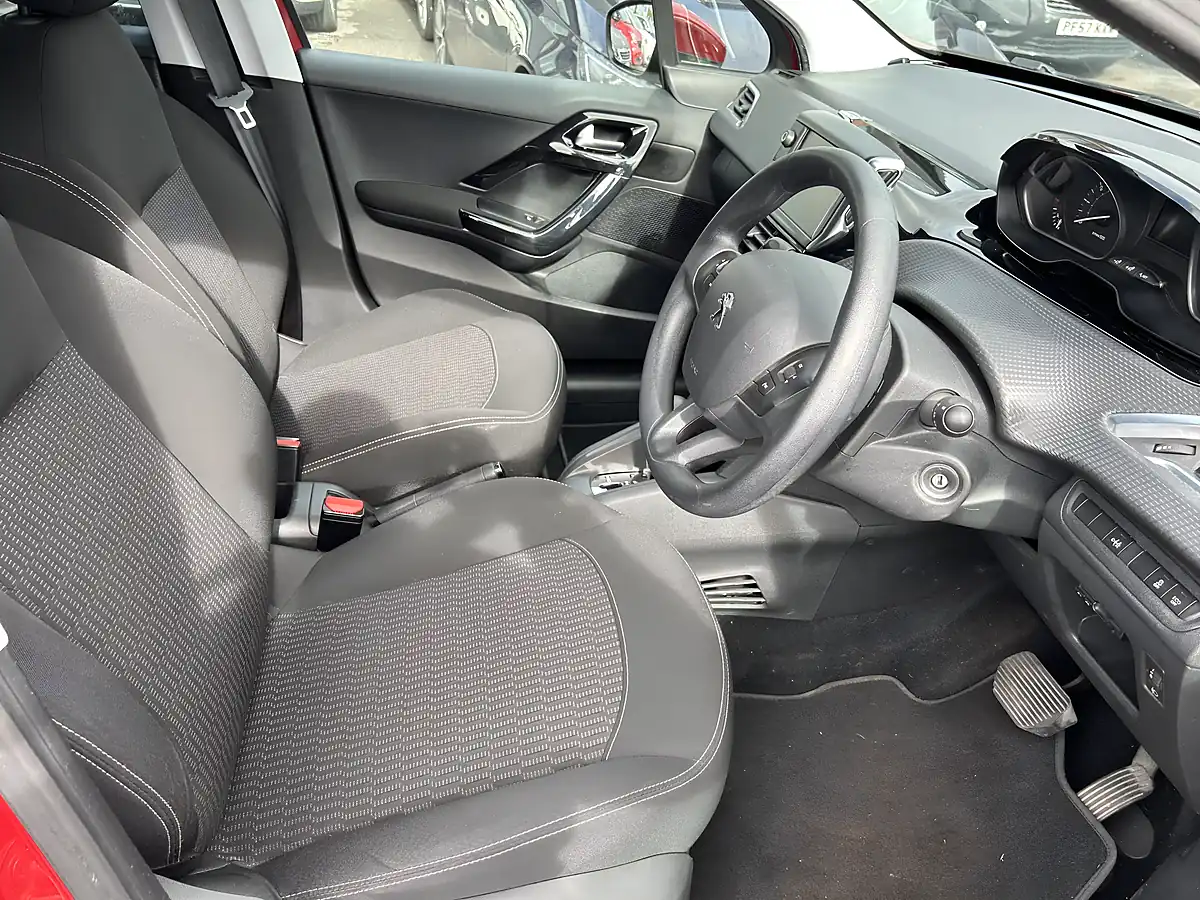 Used 2017 Peugeot 208 Red - Interior and Exterior details 6